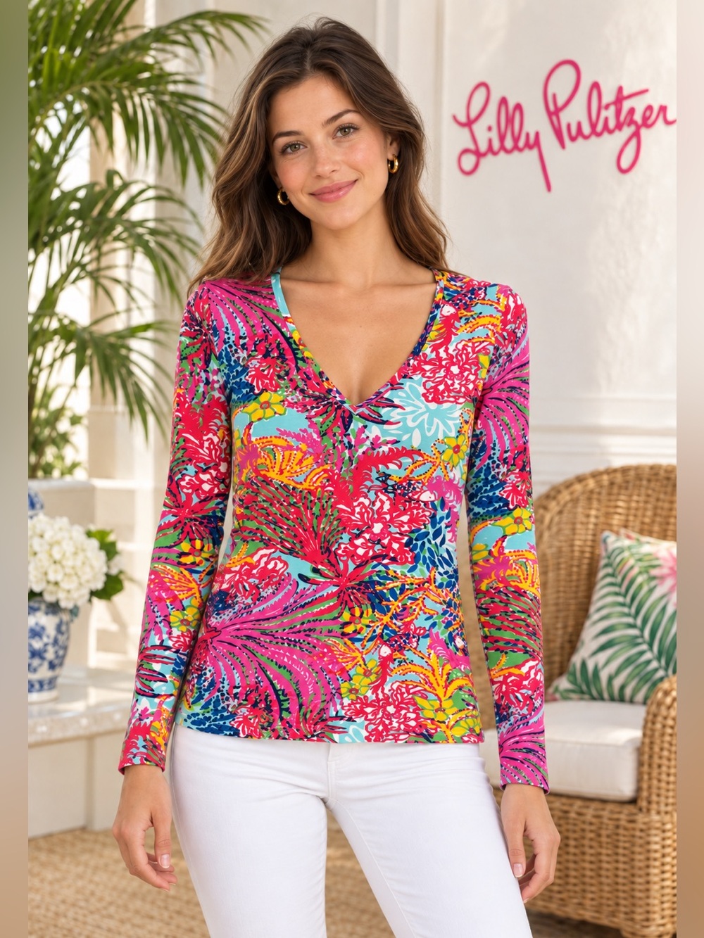 Lilly Pulitzer XS Tropical Print V-Neck Long Sleeve Cotton Stretch Top